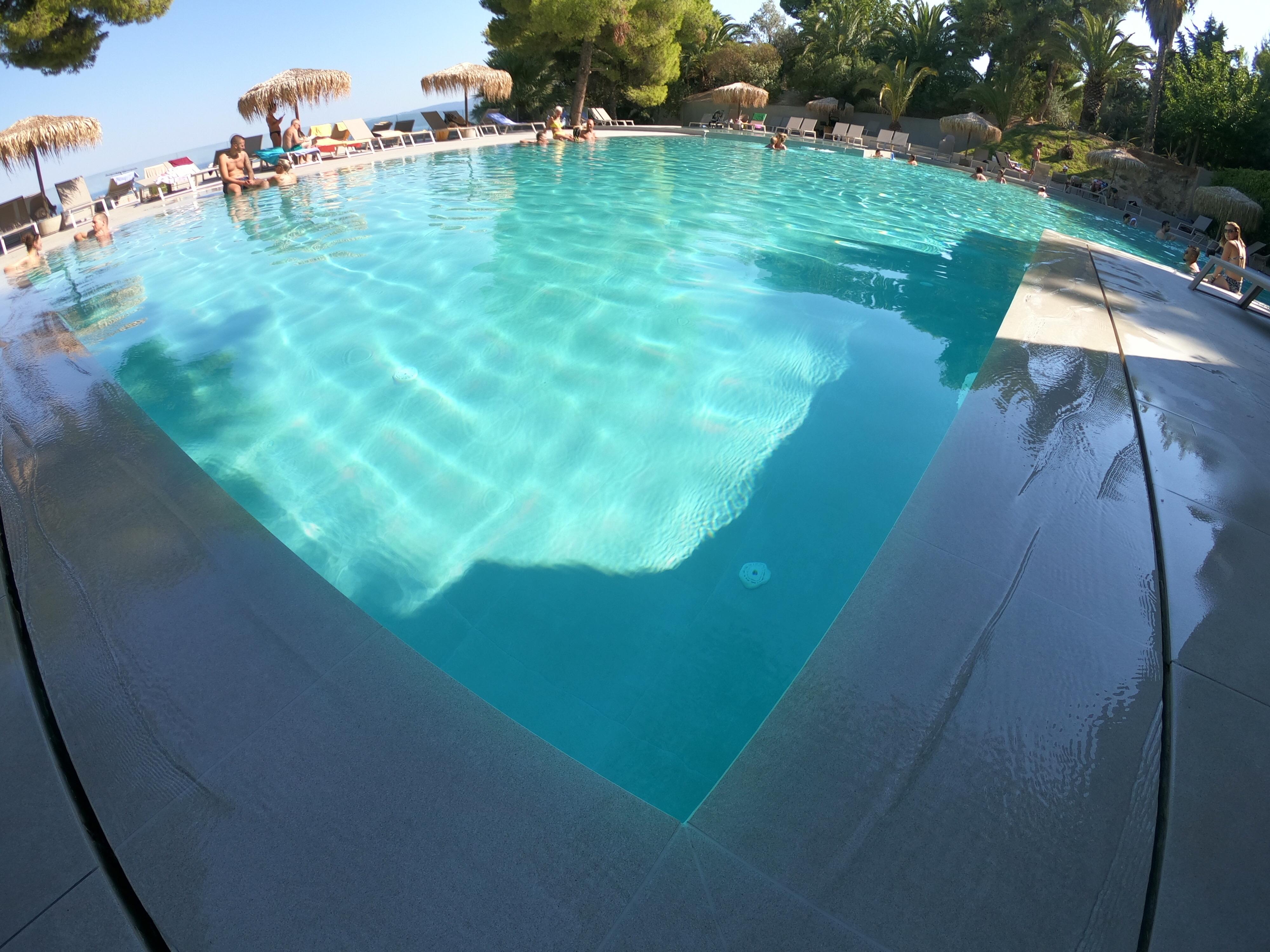 King Saron Hotel Resort Истмия Экстерьер фото