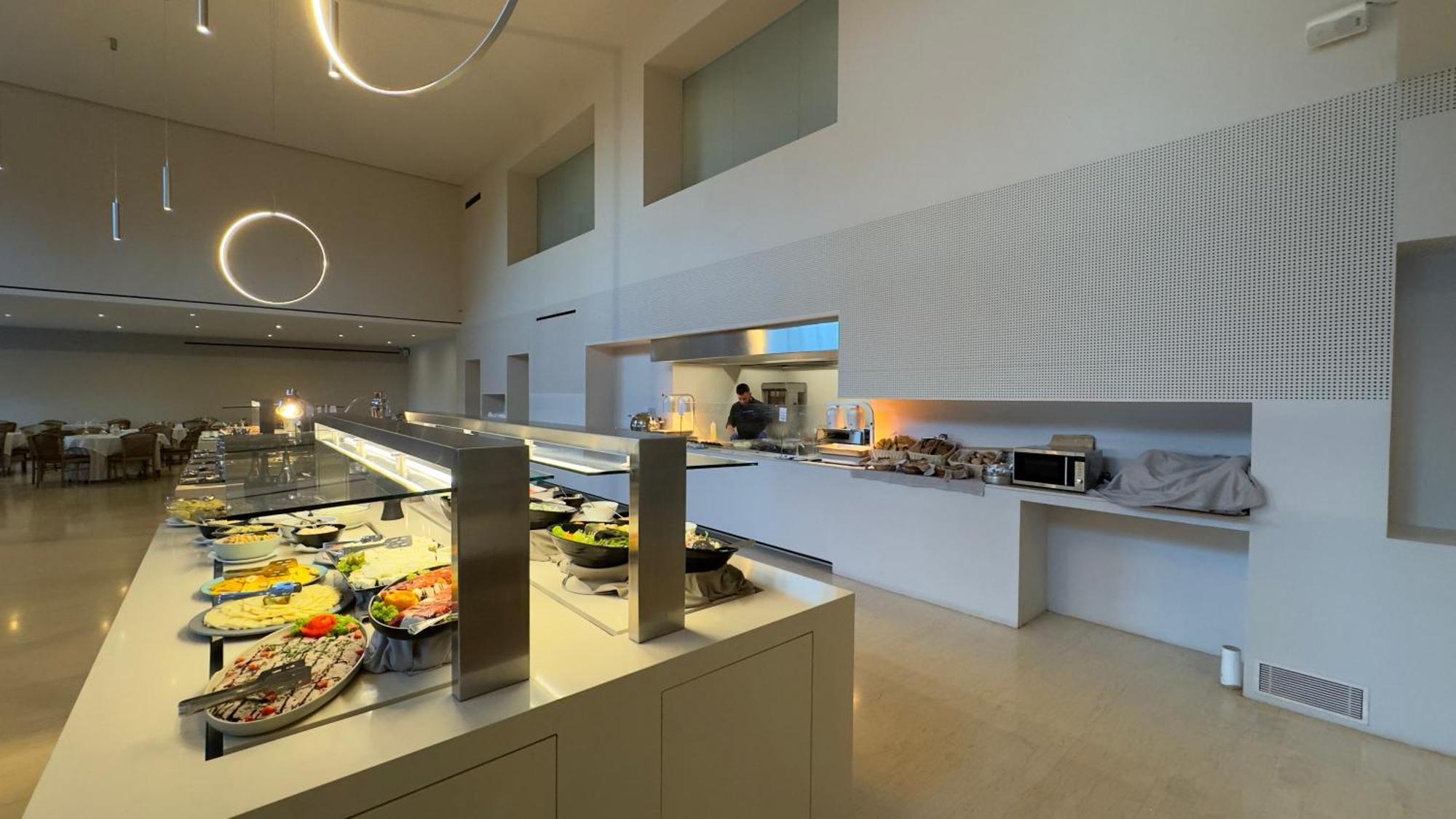 King Saron Hotel Resort Истмия Экстерьер фото